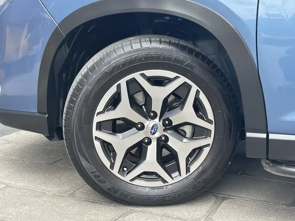 Subaru Forester 2019 — фото 19