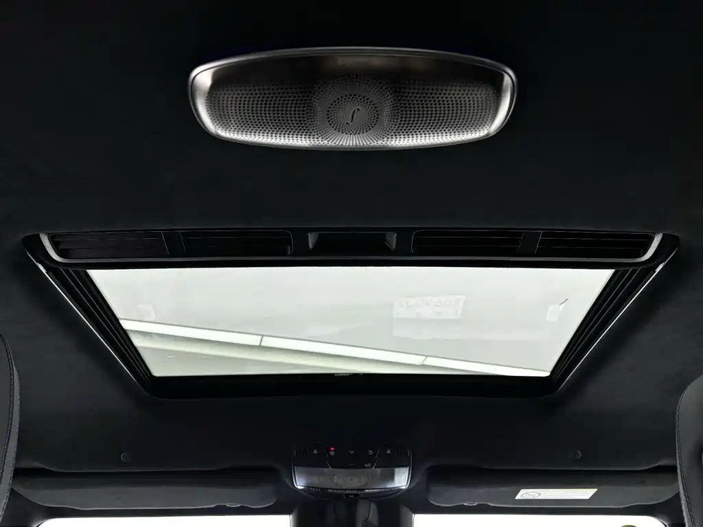 Mercedes-Benz G-Class New Energy 2024 — фото 28