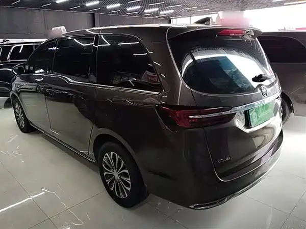 Buick GL8 2023