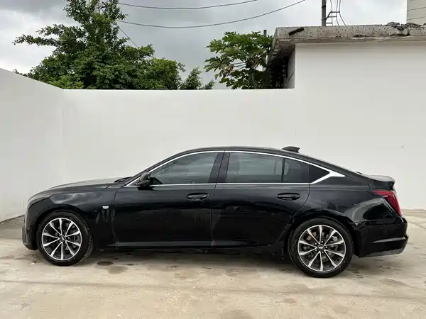 Cadillac CT5 2025