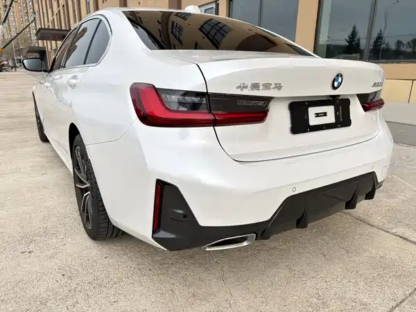 BMW 3 Series 2023