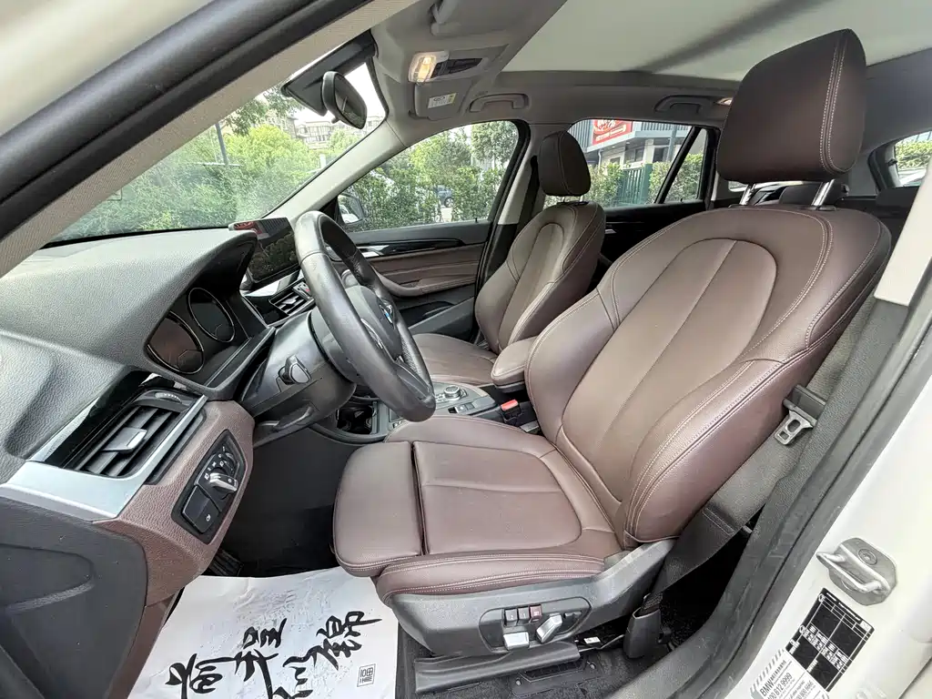 BMW X1 2022 — фото 14