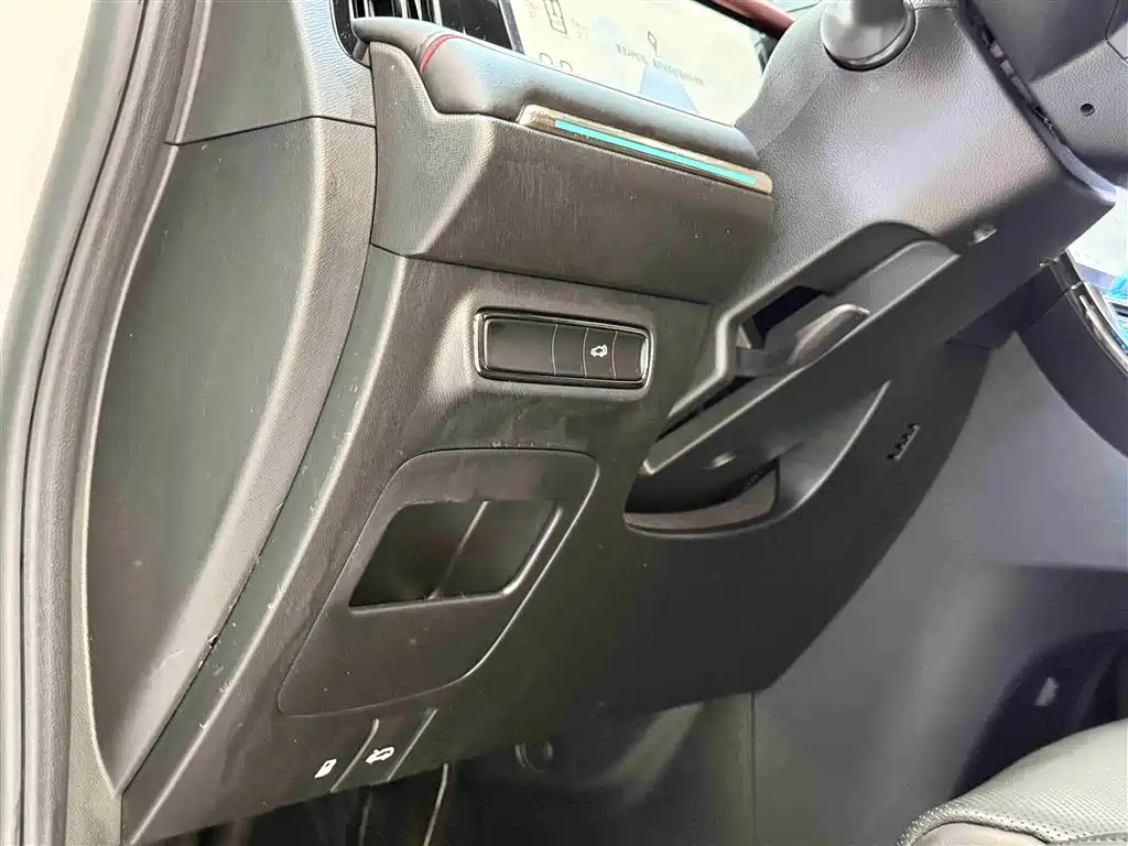 GAC Motor Trumpchi M8 2023 — фото 20