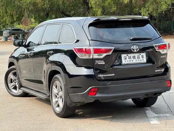 Toyota Highlander 2015