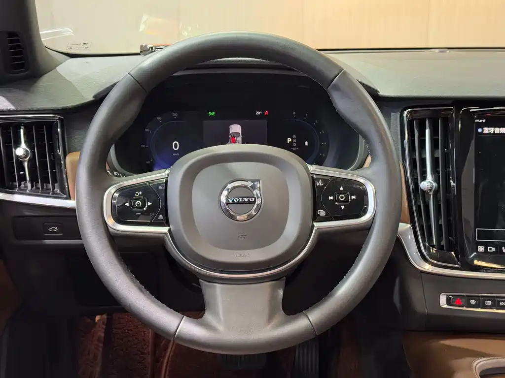 Volvo S90 2023 — фото 11