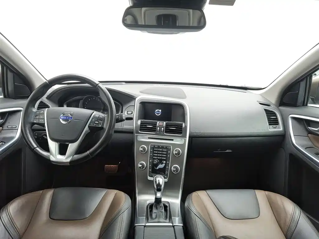 Volvo XC60 2015