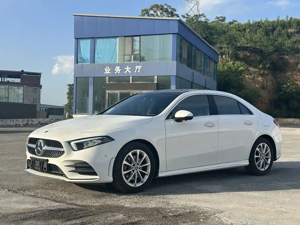 Mercedes-Benz A-Class 2022