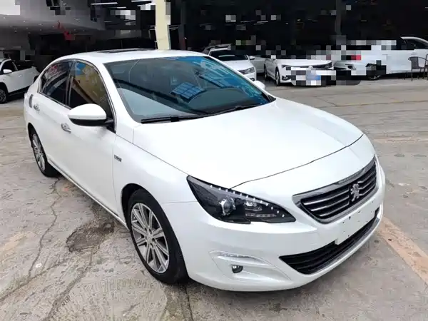 Peugeot 408 2015