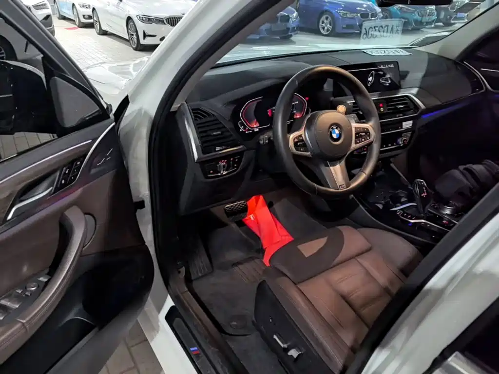 BMW X3 2020 — фото 16