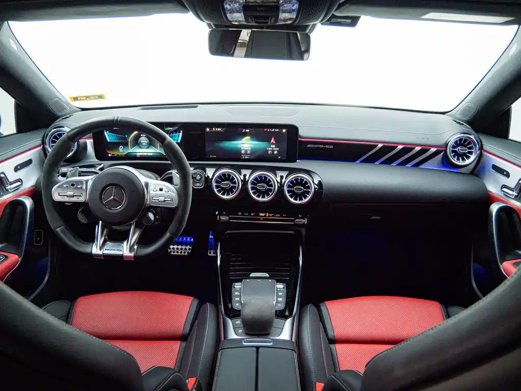 Mercedes-Benz Mercedes CLA AMG 2021 — фото 21