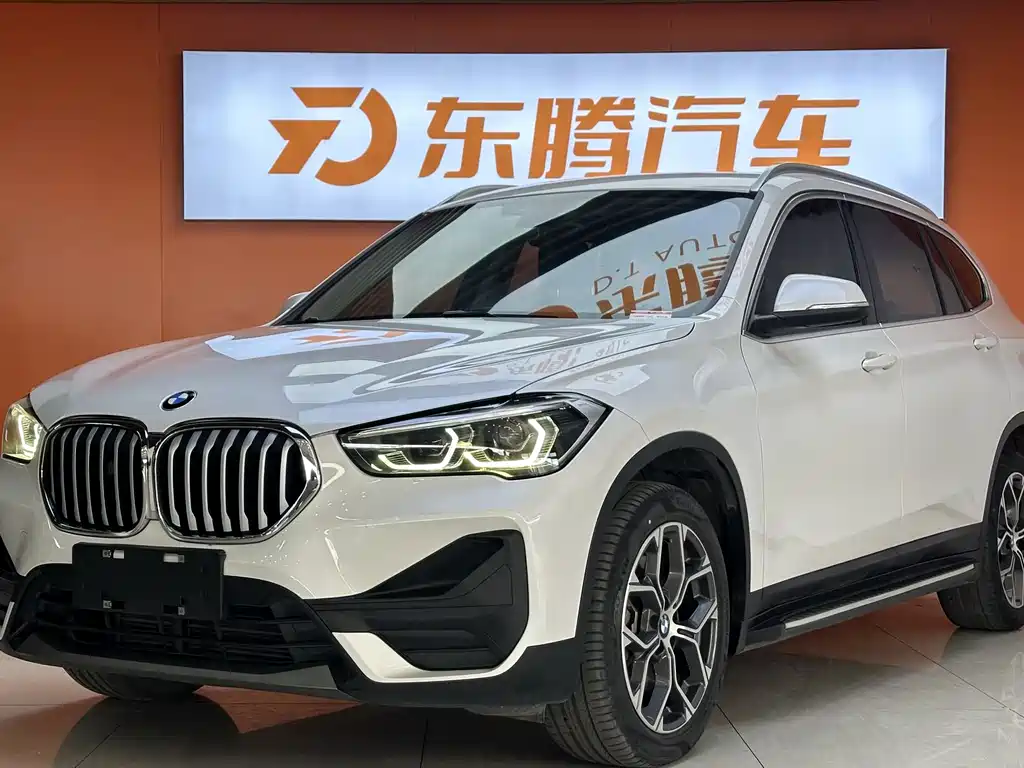 BMW X1 2019 — фото 1