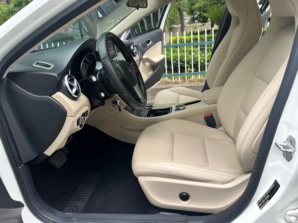 Mercedes-Benz GLA 2015 — фото 5