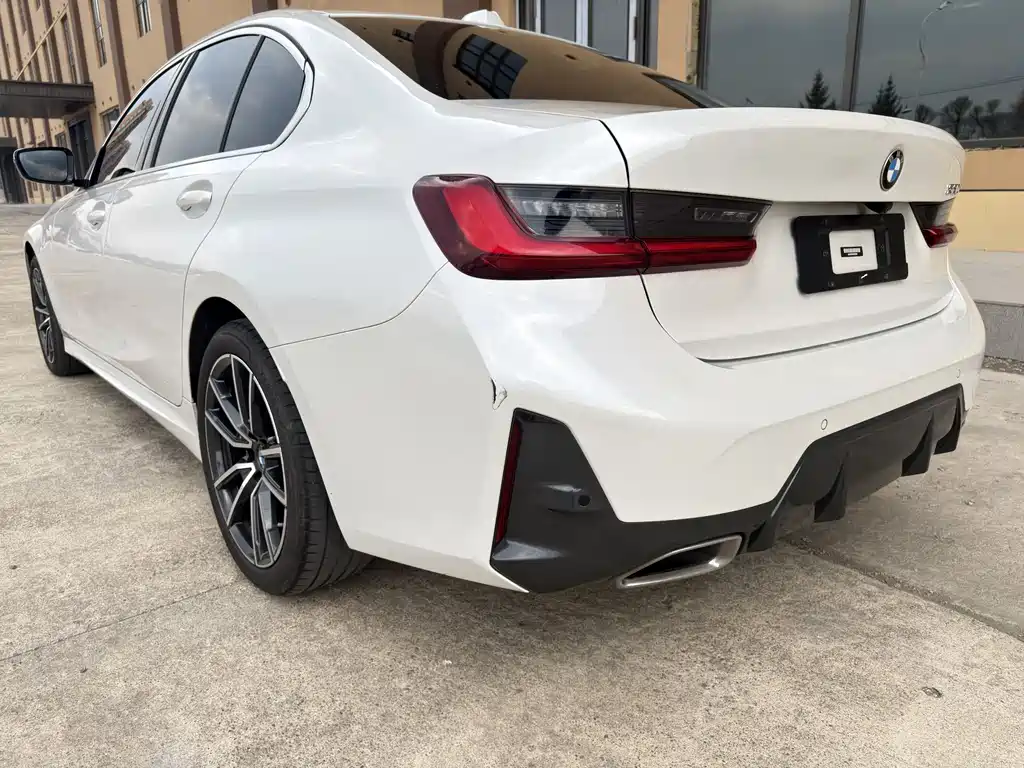 BMW 3 Series 2023