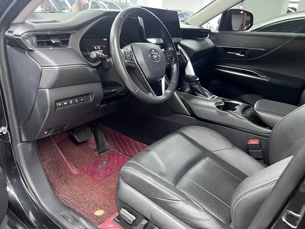 Toyota Harrier 2022