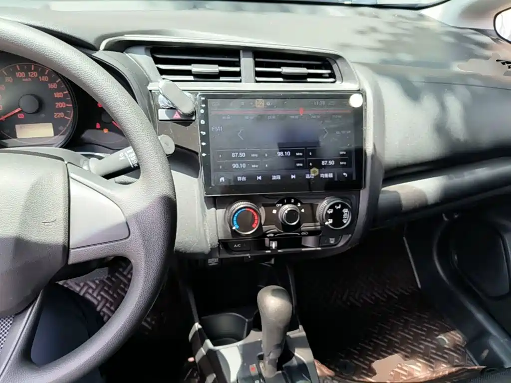 Honda Fit 2019 — фото 10