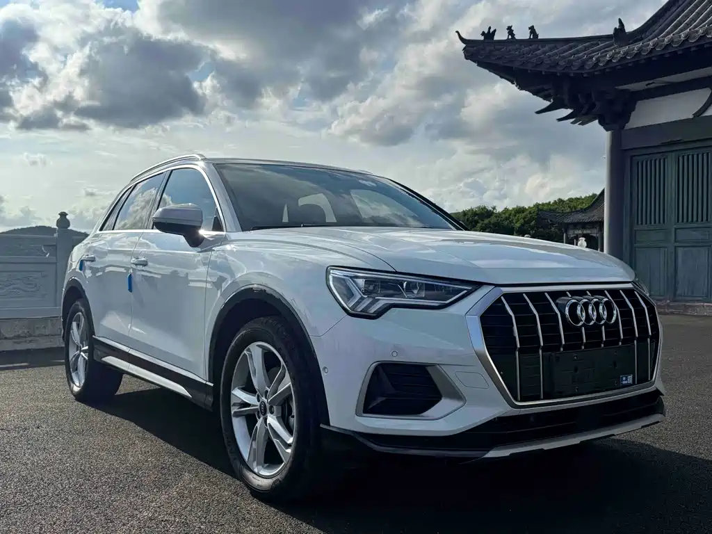 Audi Q3 2021