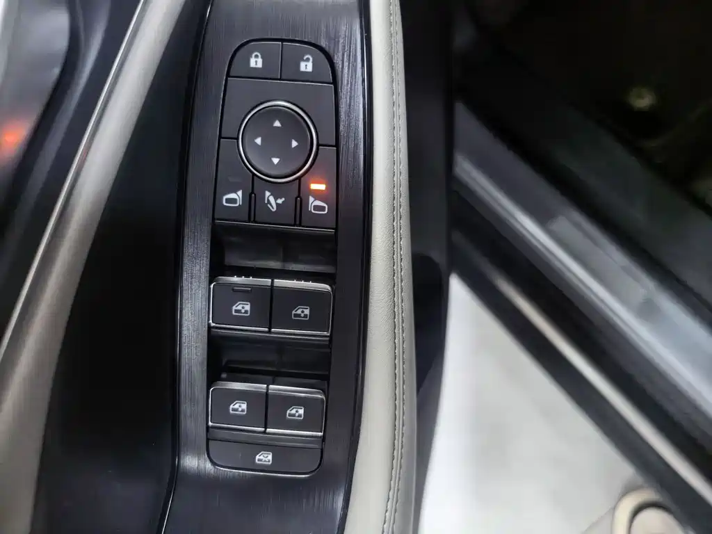 Nissan X-Trail 2022 — фото 11