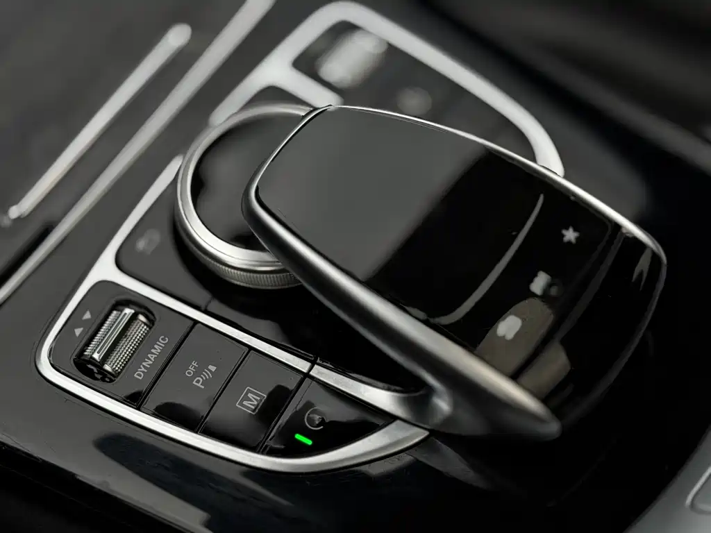 Mercedes-Benz GLC 2019 — фото 15