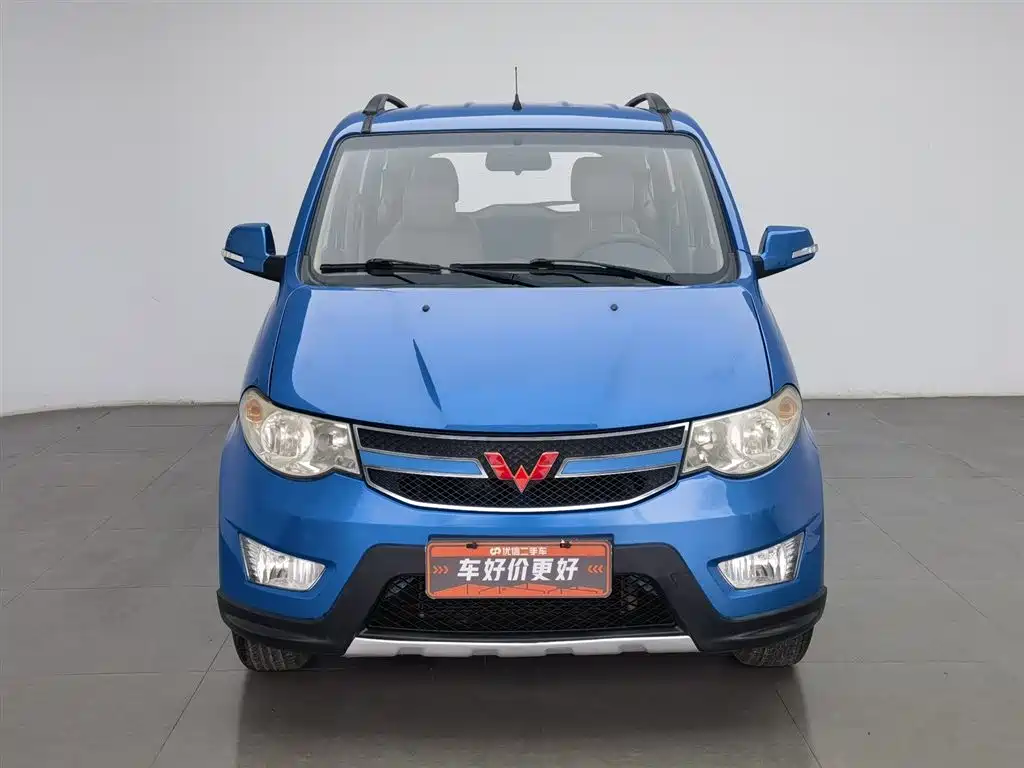 Wuling Hongguang 2014 — фото 3