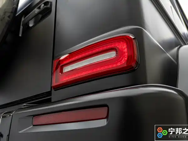 Mercedes-Benz G-Class 2010