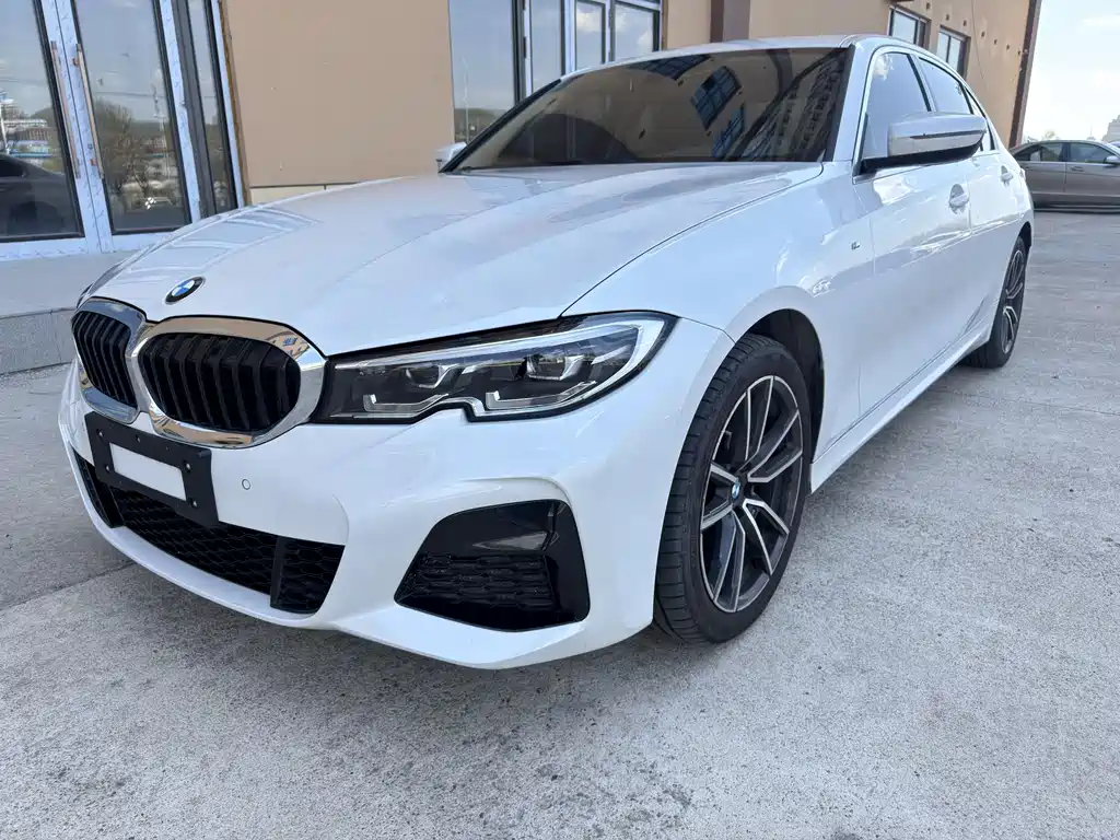BMW 3 Series 2022