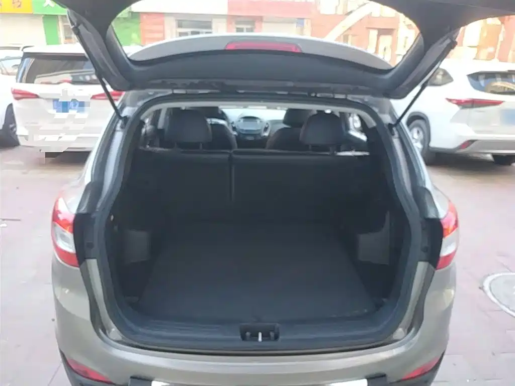 Hyundai ix35 2016 — фото 19