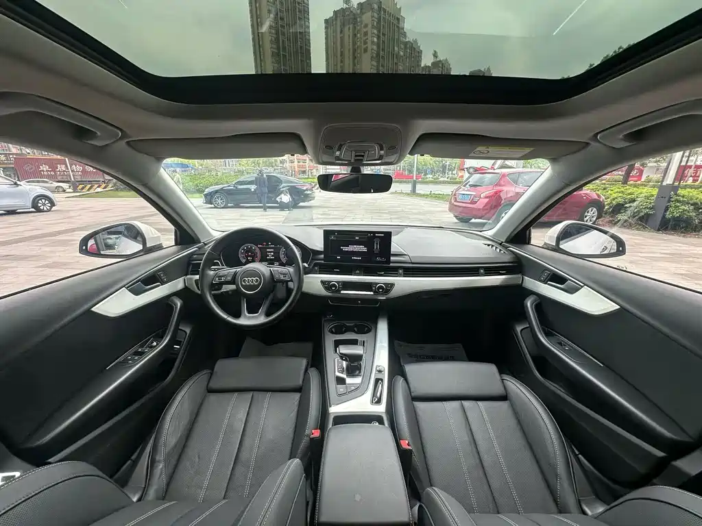 Audi A4L 2020