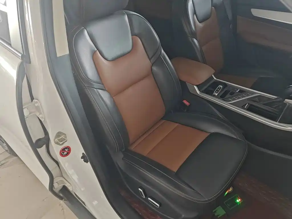 Geely Vision X6 2018 — фото 25