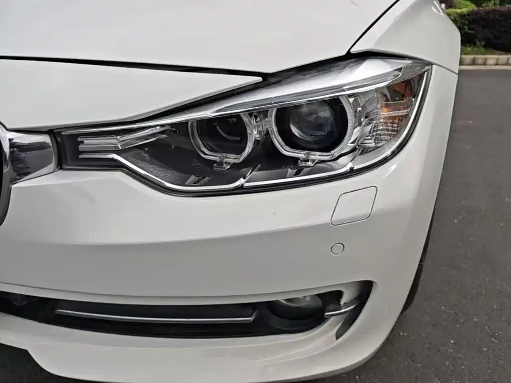 BMW 3 Series 2014 — фото 24