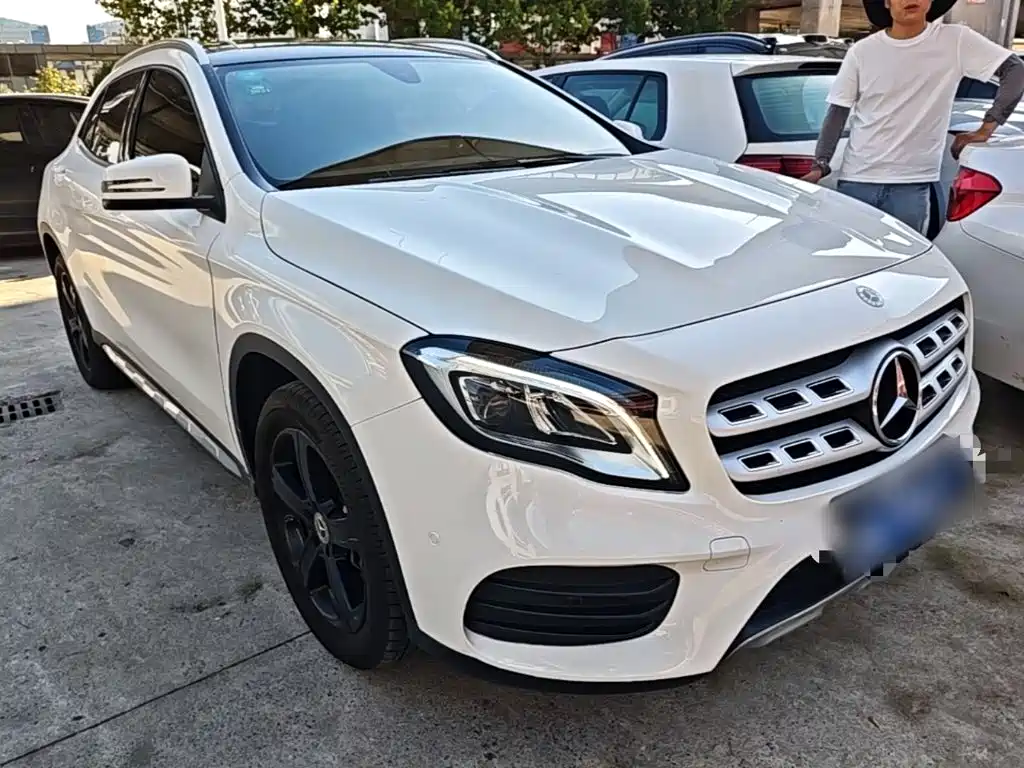 Mercedes-Benz GLA 2019