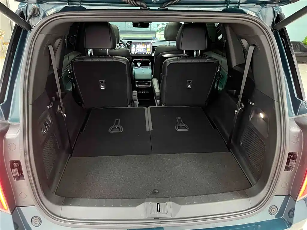 GAC Motor Trumpchi GS8 2022 — фото 18