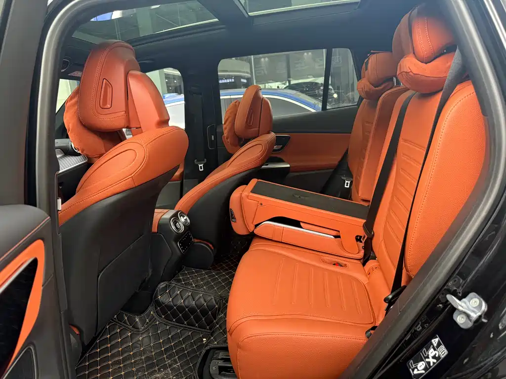 Mercedes-Benz GLC 2023