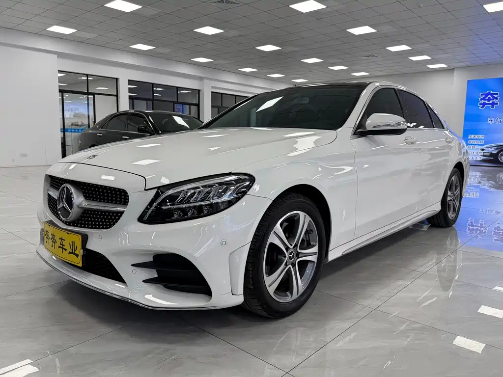 Mercedes-Benz C-Class 2020 — фото 1