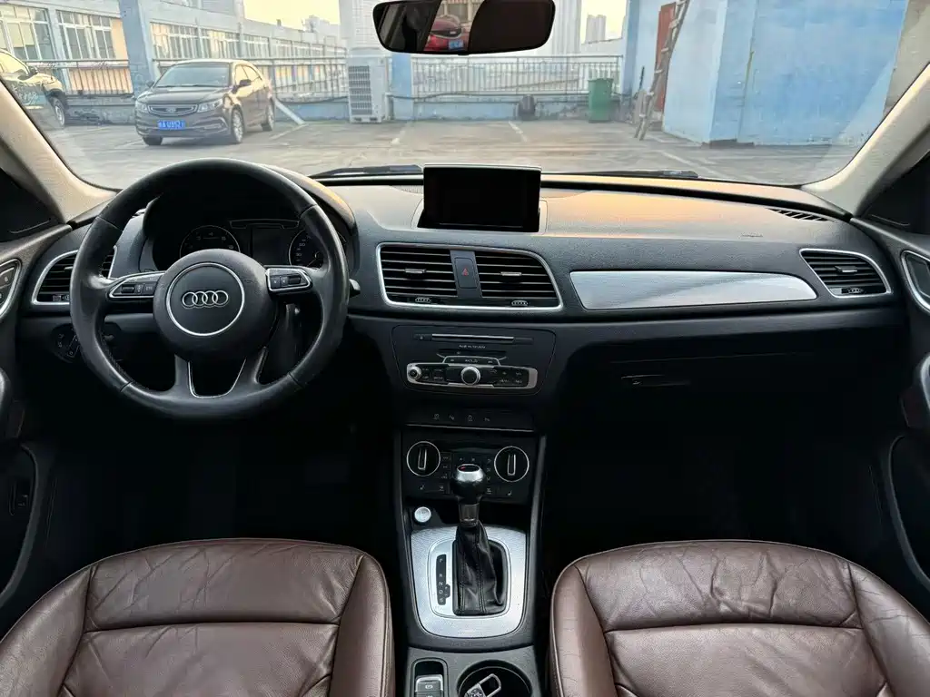 Audi Q3 2016