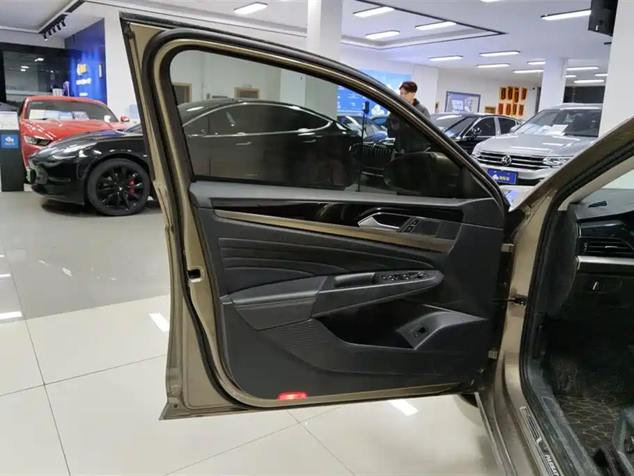 Volkswagen Passat 2020