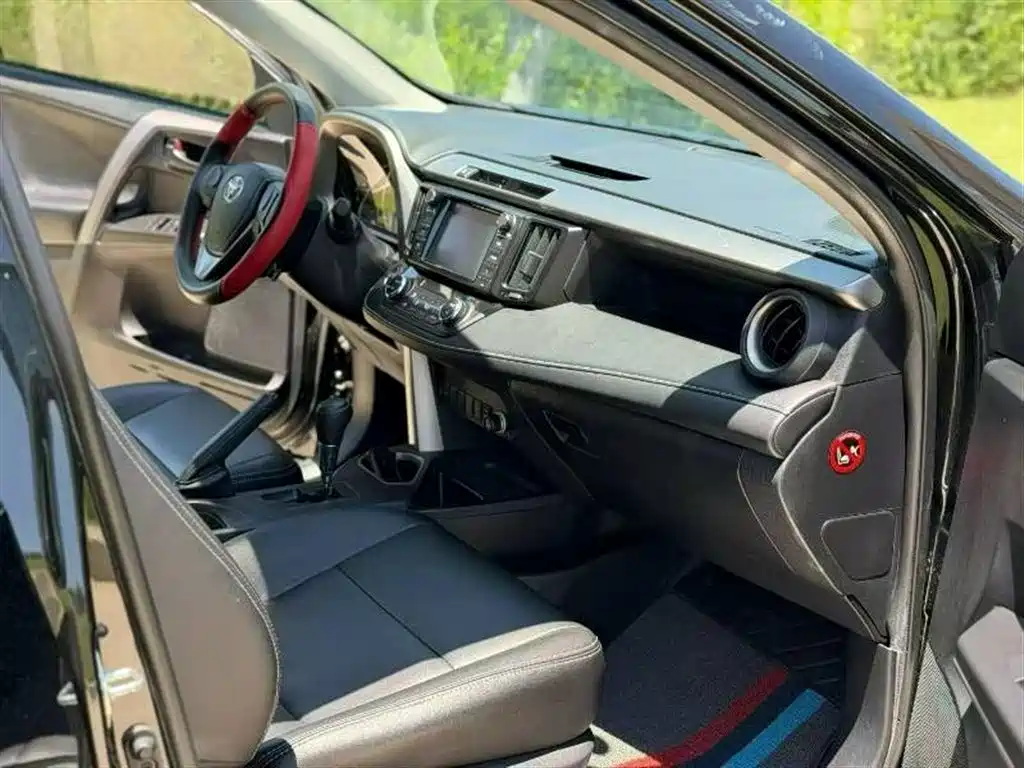 Toyota RAV4 2019