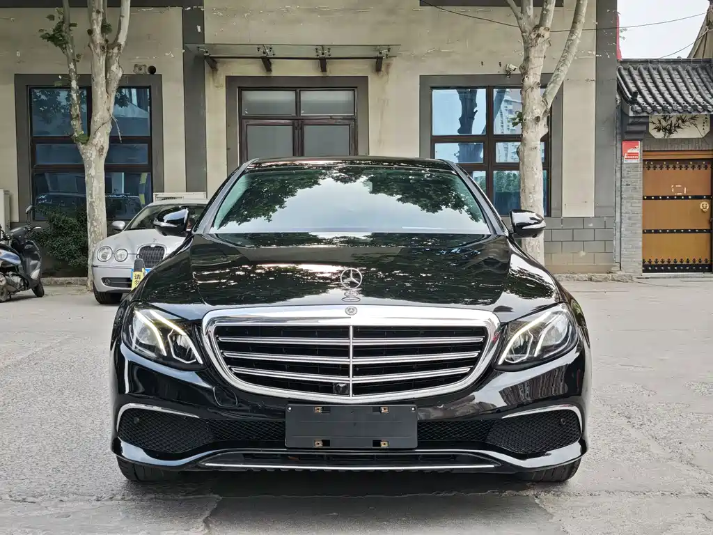 Mercedes-Benz E-Class 2018 — фото 2