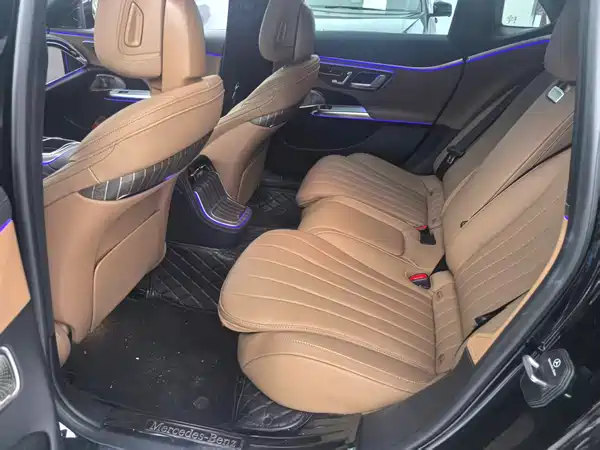 Mercedes-Benz E-Class 2025