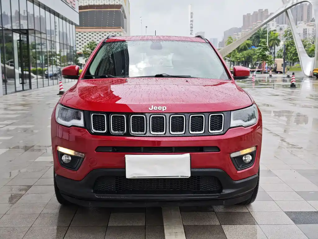 Jeep Compass 2017 — фото 2