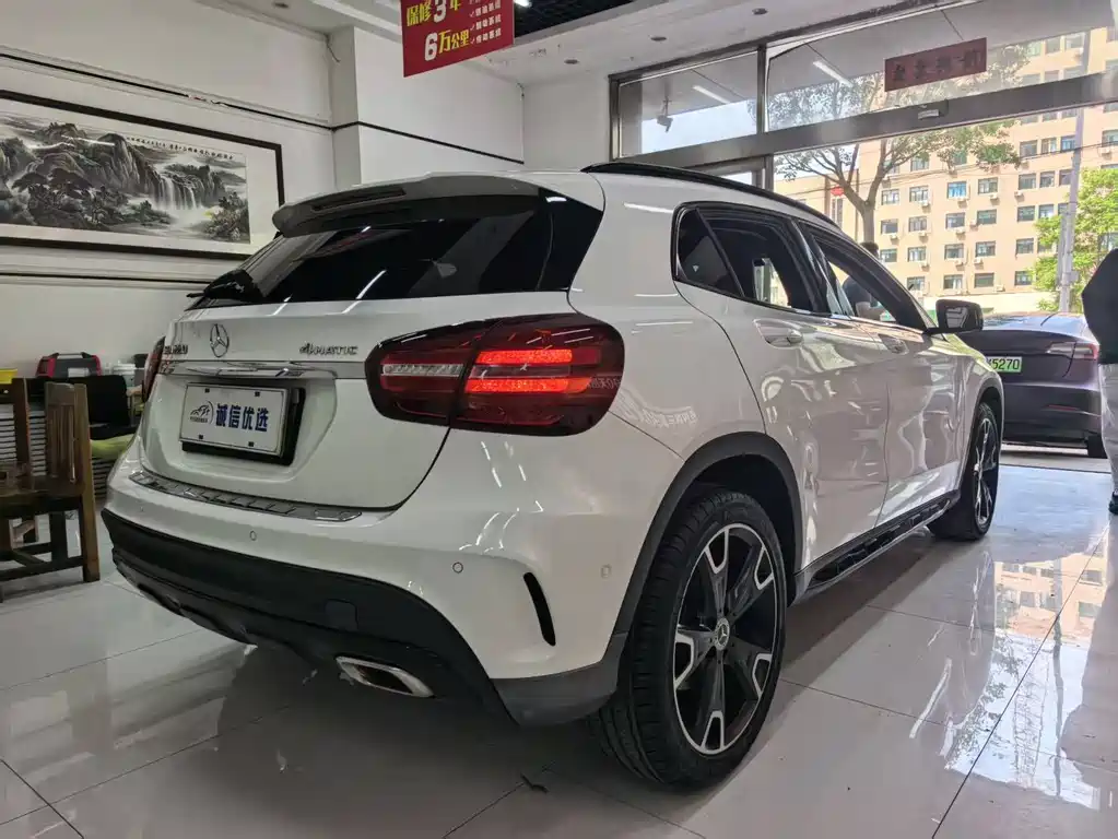 Mercedes-Benz GLA 2018 — фото 12
