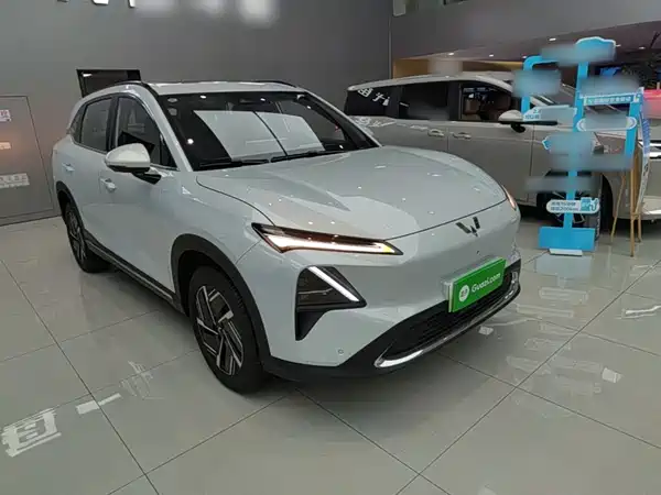 Wuling Starlight S 2025