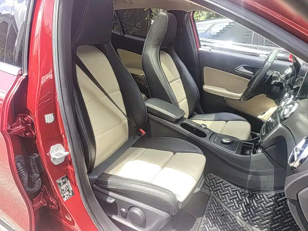 Mercedes-Benz GLA 2018 — фото 25