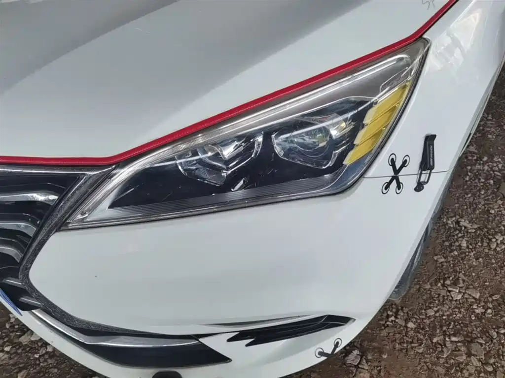 Changan Eado DT 2018 — фото 24