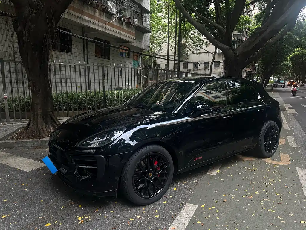 Porsche Macan 2021 — фото 2