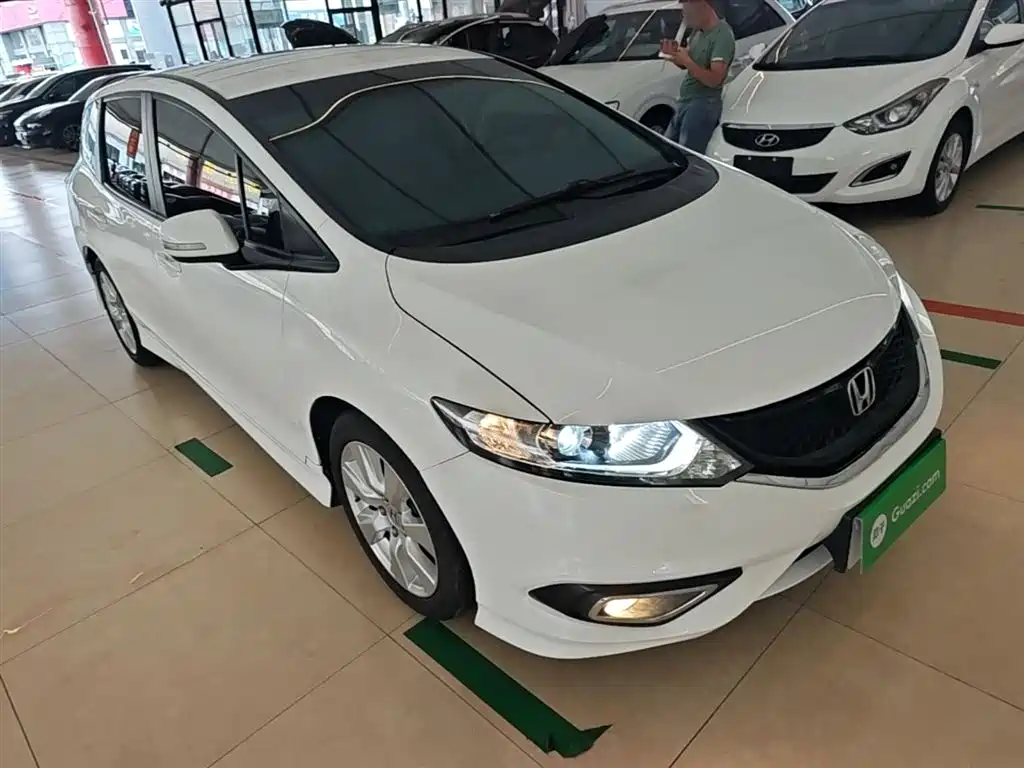 Honda Jade 2016 — фото 4