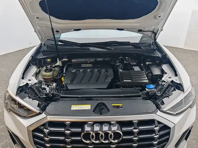 Audi Q3 2020 — фото 19