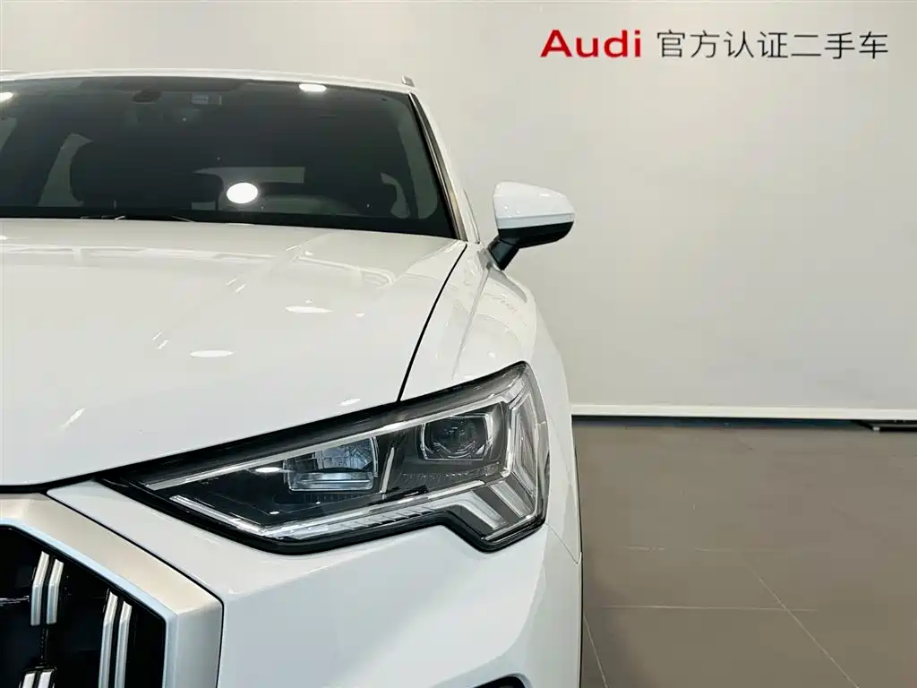 Audi Q3 2024 — фото 14
