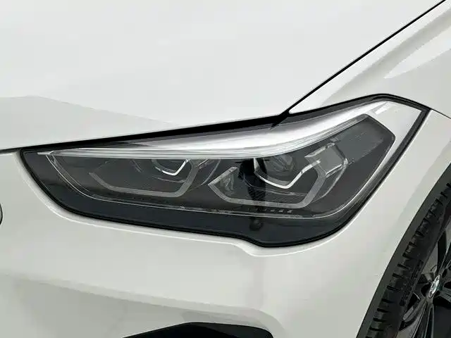 BMW X1 2021 — фото 9