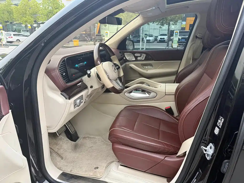 Mercedes-Benz GLS 2021 — фото 3