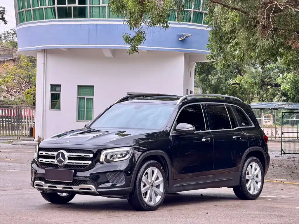 Mercedes-Benz GLB 2020 — фото 1